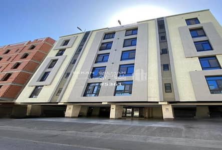 6 Bedroom Flat for Sale in North Jeddah, Jeddah - Apartment For Sale in Al Nuzhah, North Jeddah