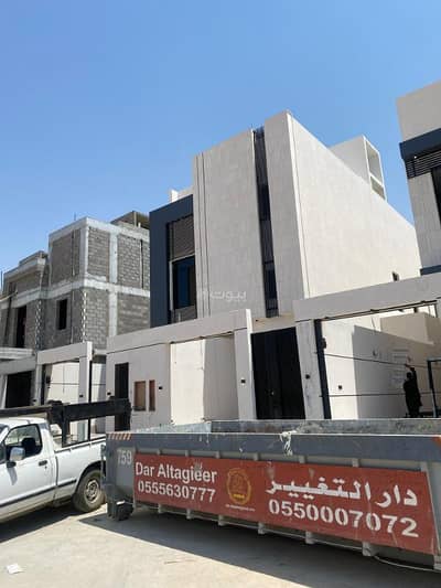 3 Bedroom Flat for Sale in East Riyadh, Riyadh - Apartment For Sale in Al Bayan Neighborhood, East Riyadh