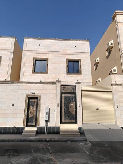 6 Bedroom Villa for Sale in South Jeddah, Jeddah - Villa for sale in Al Frosyah, South Jeddah