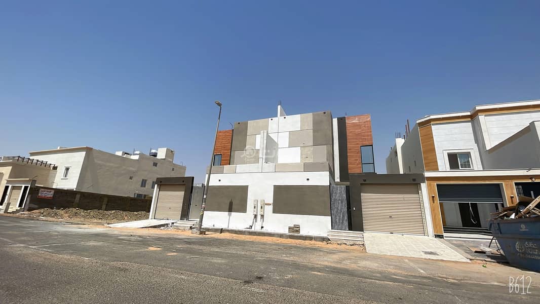 For sale two villas, half of the land, Al Hamra district, Tabuk For sale two villas, half of the land, Al Hamra district, Tabuk