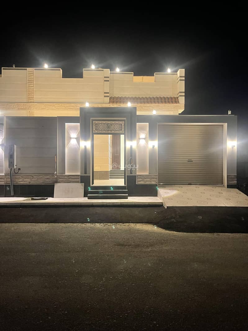 Floor with a staircase for sale in Al Wafa, North of Jeddah Floor with a staircase for sale in Al Wafa, North of Jeddah