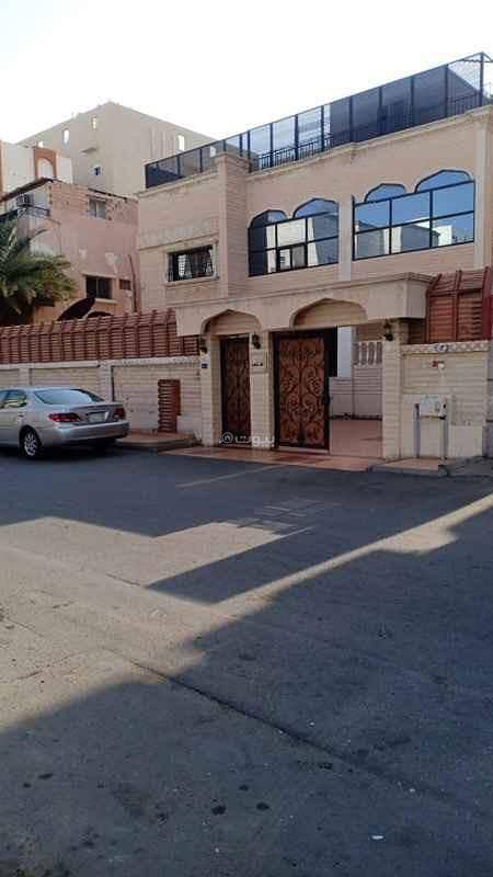 عمارة للبيع في شارع عبدالرحمن بن ازهر حي البوادي، شمال جدة عمارة للبيع في شارع عبدالرحمن بن ازهر حي البوادي، شمال جدة
