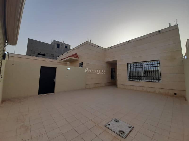 The Floor of establishing two apartments for sale in Al khuzama Hail The Floor of establishing two apartments for sale in Al khuzama Hail