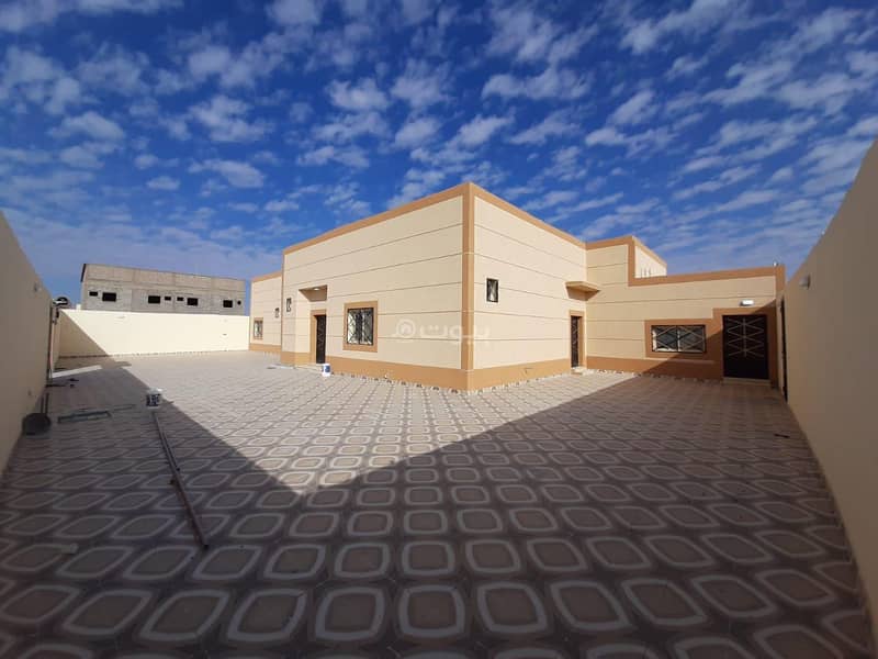 Luxury floor for sale in King Fahd Suburb, Hail Luxury floor for sale in King Fahd Suburb, Hail