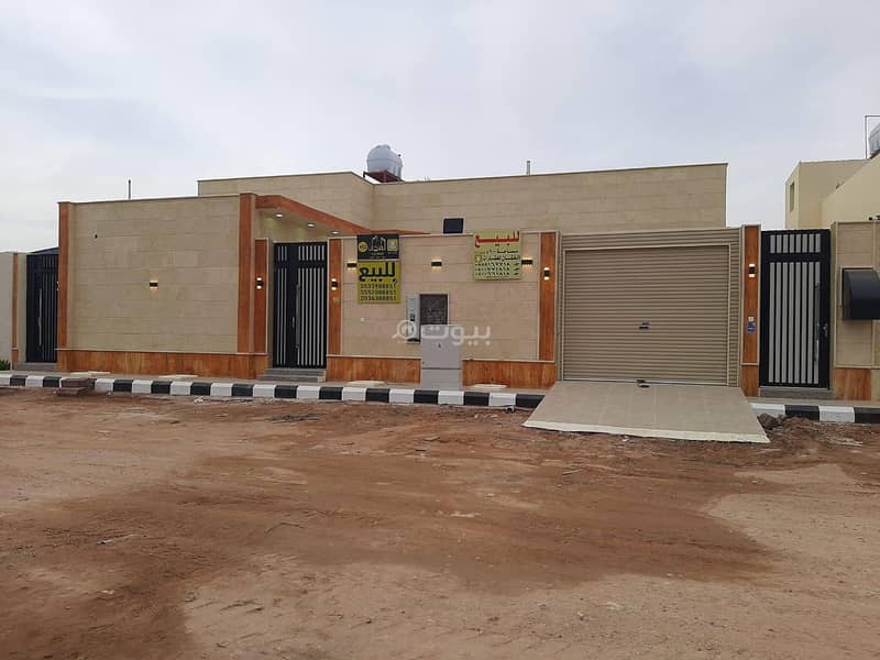 دور للبيع في حي الأوامر السامية، حائل | 600م2 دور للبيع في حي الأوامر السامية، حائل | 600م2