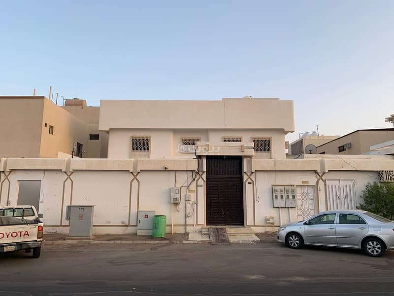 Two Floors Villa For Sale In Al Muntazah Al Sharqi, Hail Two Floors Villa For Sale In Al Muntazah Al Sharqi, Hail
