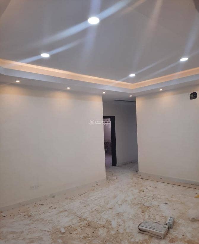Floor with two apartments and an annex For sale in Al Khuzama, Hail