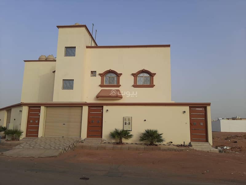 عمارة للبيع في حي الضاحية حائل عمارة للبيع في حي الضاحية حائل