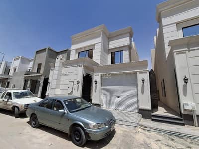 6 Bedroom Villa for Sale in East Riyadh, Riyadh - Villa for Sale in Al Qadisiyah, East Riyadh