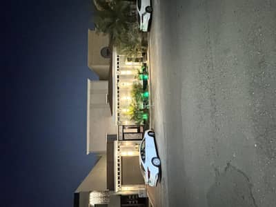 8 Bedroom Villa for Sale in Al Tahliyah, Al Khobar - Villa for sale in Al Tahliyah, Khobar