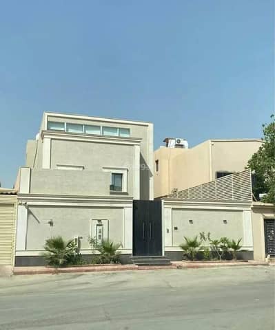 4 Bedroom Villa for Sale in East Riyadh, Riyadh - Villa for sale in King Abdulaziz District, East Riyadh