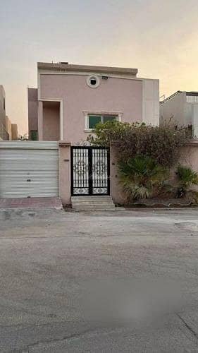 4 Bedroom Villa for Sale in North Riyadh, Riyadh - Villa for sale in King Abduallah, North Riyadh