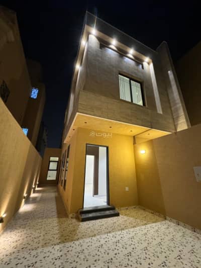 3 Bedroom Floor for Sale in East Riyadh, Riyadh - 3 Bedrooms Floor For Sale Al Munsiyah, Riyadh