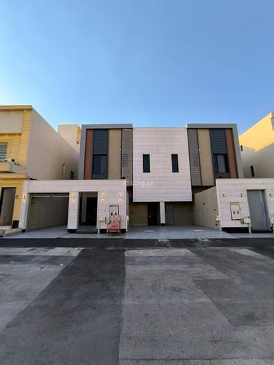 4 Bedroom Floor for Sale in East Riyadh, Riyadh - Upper townhouse for sale in Al Munsiyah, East Riyadh