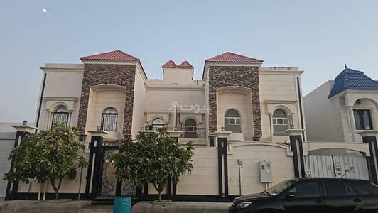 6 Bedroom Villa for Sale in Al Sheraa, Al Khobar - Internal Staircase Villa for Sale in Al Sheraa, Al Khobar