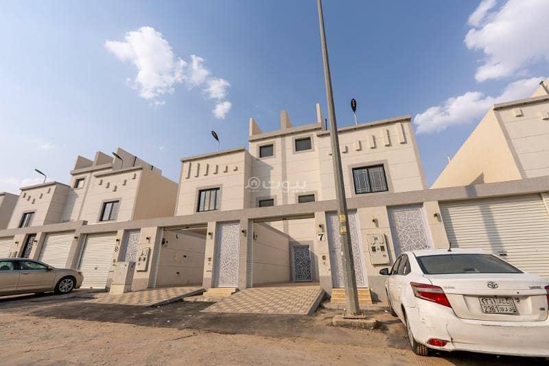 4 Bedrooms Floor For Sale in Badr, Riyadh