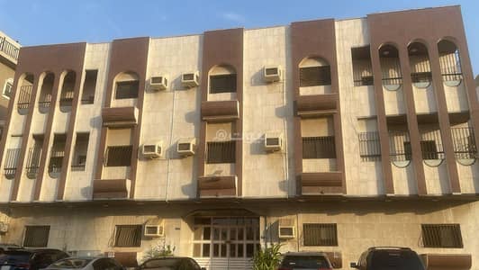 8 Bedroom Residential Building for Sale in North Jeddah, Jeddah - Residential Building for sale in Al Safa, North Jeddah