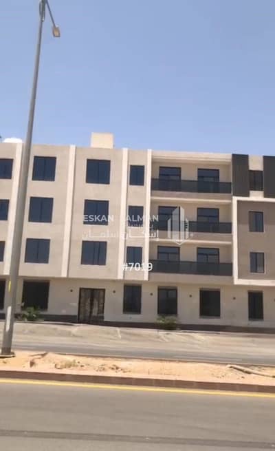 4 Bedroom Flat for Sale in West Riyadh, Riyadh - Apartment for sale in Al Hazm, west of Riyadh