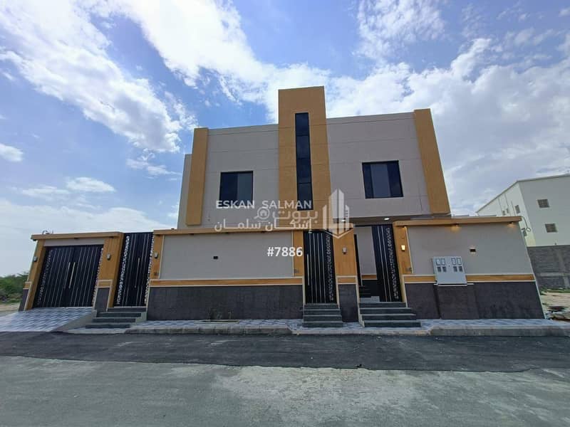 Roof apartment - Ahad Rafidah - Al Ma'alla neighborhood