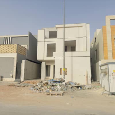 6 Bedroom Villa for Sale in East Riyadh, Riyadh - Villa for sale in 
Al Rimal, East Riyadh