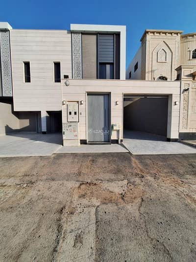 3 Bedroom Floor for Sale in East Riyadh, Riyadh - Ground floor 3 bedroom apartment for sale in Al Munsiyah, Riyadh