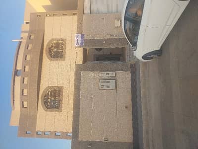 5 Bedroom Villa for Sale in South Riyadh, Riyadh - Villa For Sale in Okaz, South Riyadh