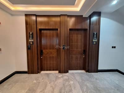 4 Bedroom Apartment for Sale in East Riyadh, Riyadh - 4 bedroom apartment for sale in Al Munsiyah, Riyadh