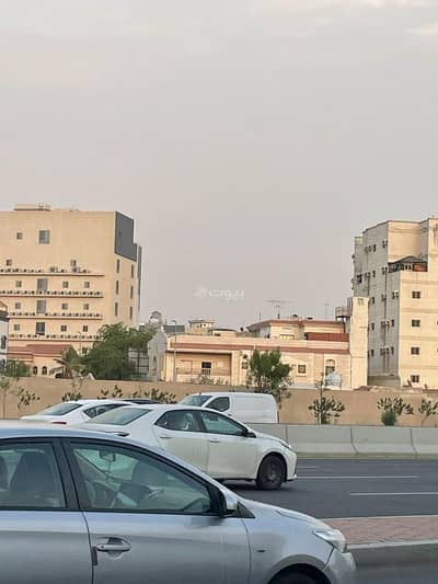 11 Bedroom Villa for Sale in North Jeddah, Jeddah - Residential villa in the area of Amayir with permits for 5 floors