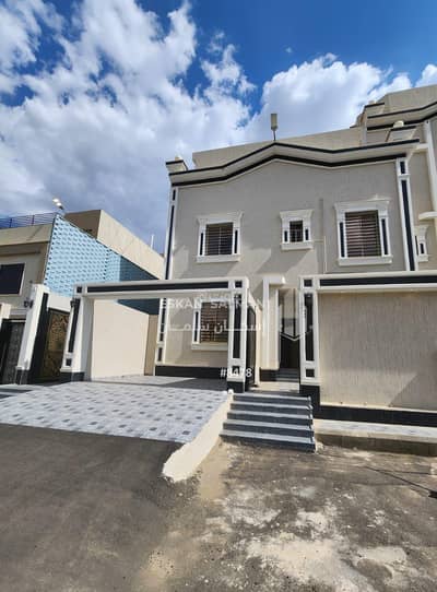 5 Bedroom Floor for Sale in Al Zuhur, Abha - Flower role - Abha - Al Zahoor (Local)