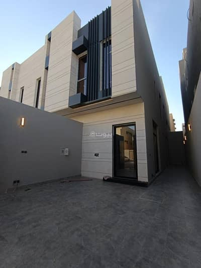 2 Bedroom Floor for Sale in East Riyadh, Riyadh - Floor for Sale in Al Rimal, East Riyadh