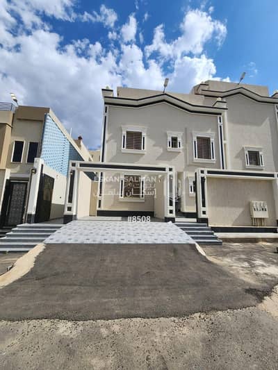 7 Bedroom Floor for Sale in Al Zuhur, Abha - Role - Abha - Flowers (local)