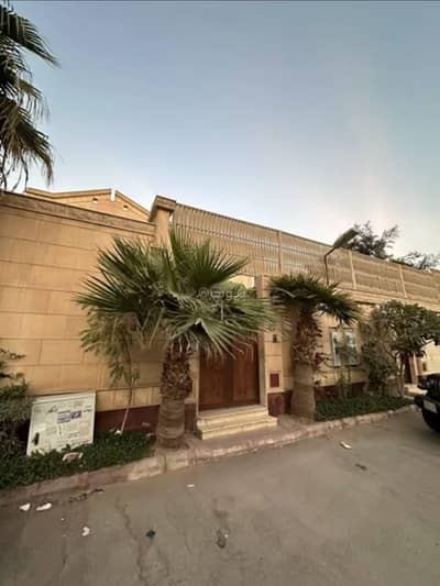 7 Bedroom Villa for Sale in East Riyadh, Riyadh - For Sale Luxury Villa in Al Yarmuk, East Riyadh