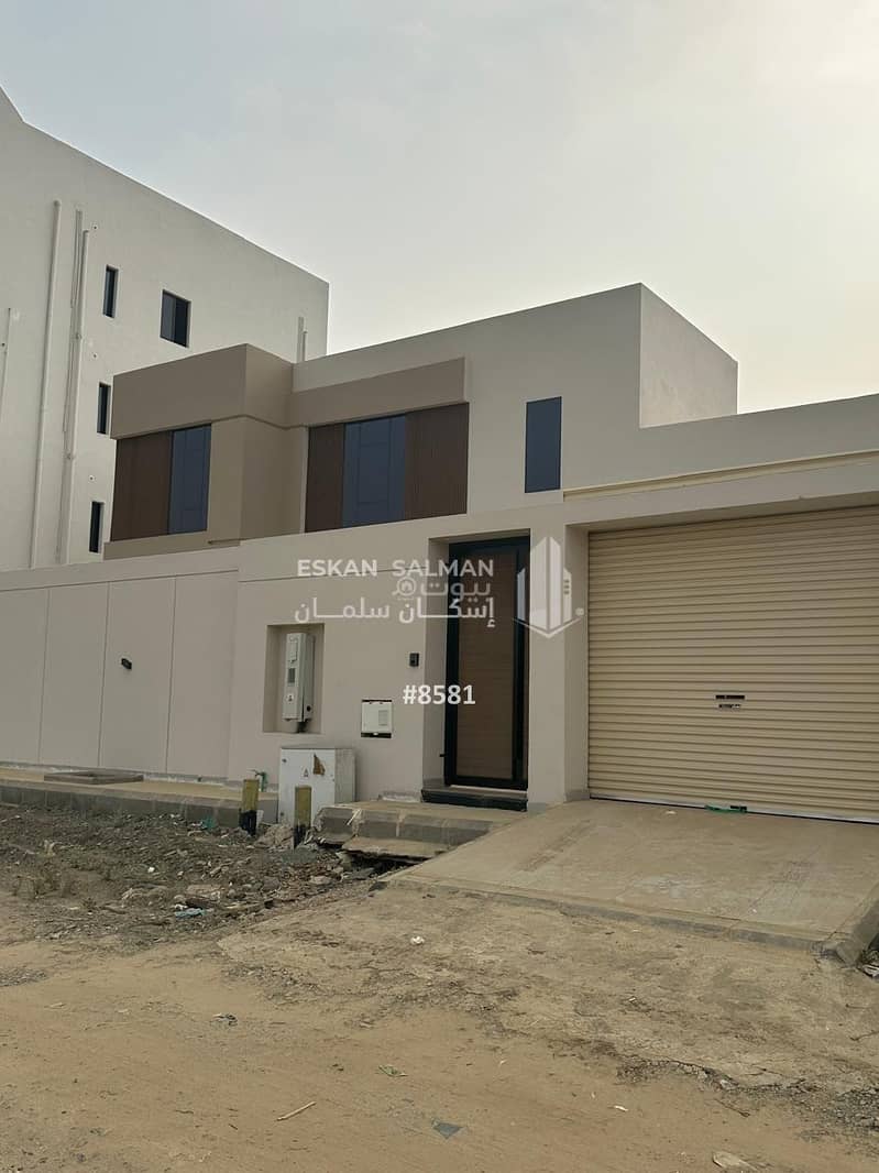 Villa - Abu Arish - Bachelor and its farms (King Fahd District)