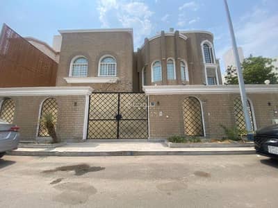 6 Bedroom Villa for Sale in North Jeddah, Jeddah - Luxury Villa for Sale in Al Nahdah, North Jeddah