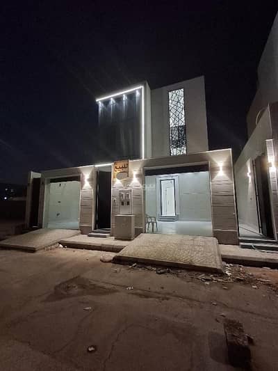 4 Bedroom Apartment for Sale in East Riyadh, Riyadh - Apartment for sale in 
Al Maizilah, East Riyadh