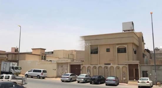 11 Bedroom Villa for Sale in South Riyadh, Riyadh - Villa with 11 bedrooms for sale in Dar Al Bayda, Riyadh