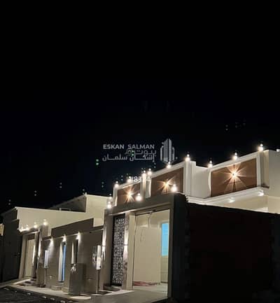 6 Bedroom Floor for Sale in North Jeddah, Jeddah - Floor in A Villa for Sale in Al Riyadh, North Jeddah