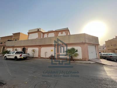 8 Bedroom Villa for Sale in East Riyadh, Riyadh - Villa for sale on Al Bayda Street, Al Saadah neighborhood, Riyadh city