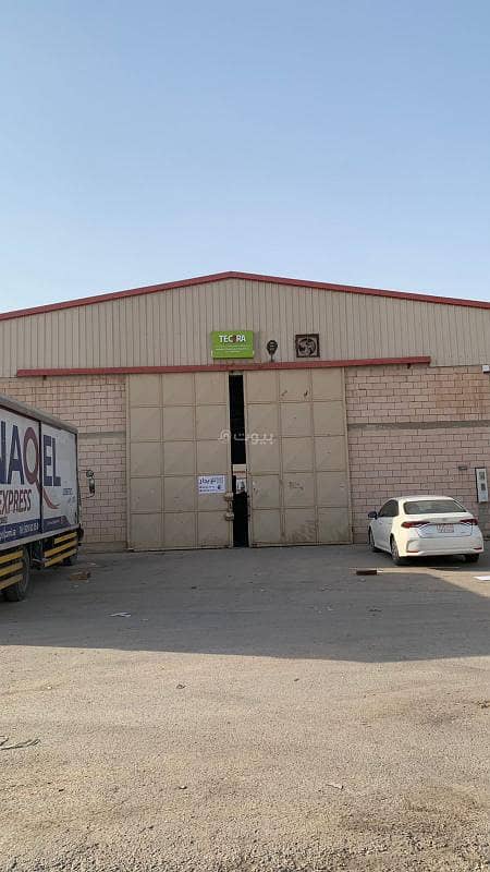 Warehouse for rent on al-Hamaya Street, Mashael District, Riyadh City