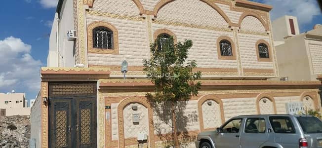 11 Bedroom Residential Building for Sale in Al Ranuna, Madina - Residential Building for sale in  Al Ranuna, Madina