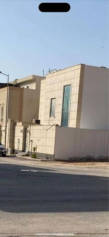 5 Bedroom Villa for Rent in North Riyadh, Riyadh - Villa for rent in Al Malqa neighborhood, Riyadh