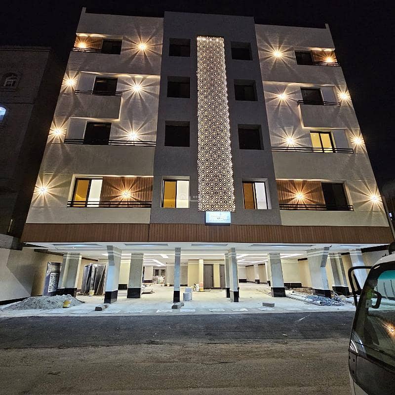 3 bedroom apartment in Al-Faisaliah neighborhood accepts cash and bank, immediate evacuation for sale