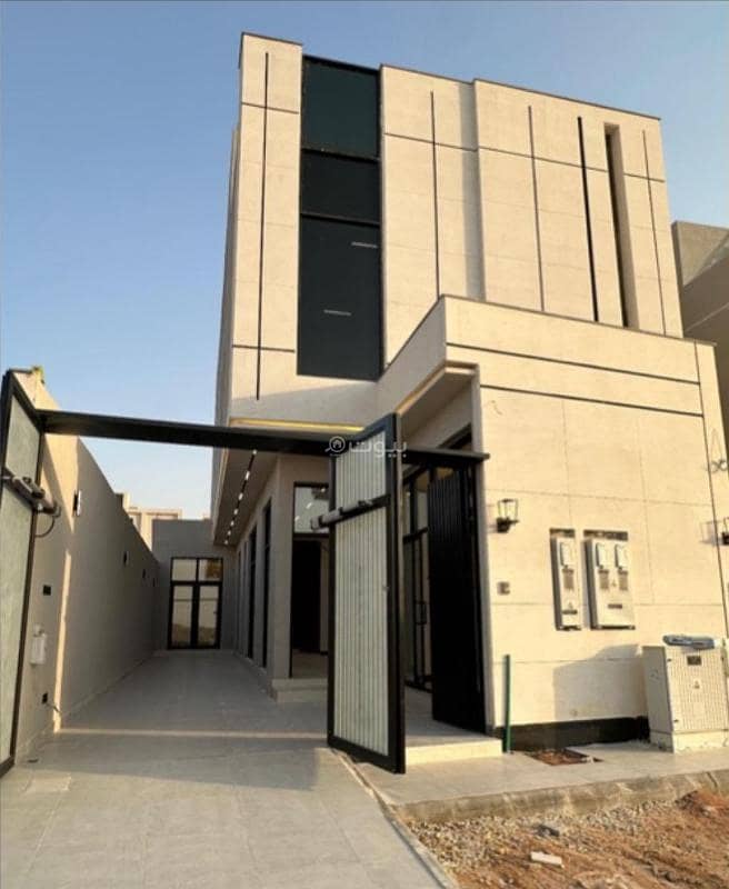 Floor for Sale in Al Rimal, East Riyadh