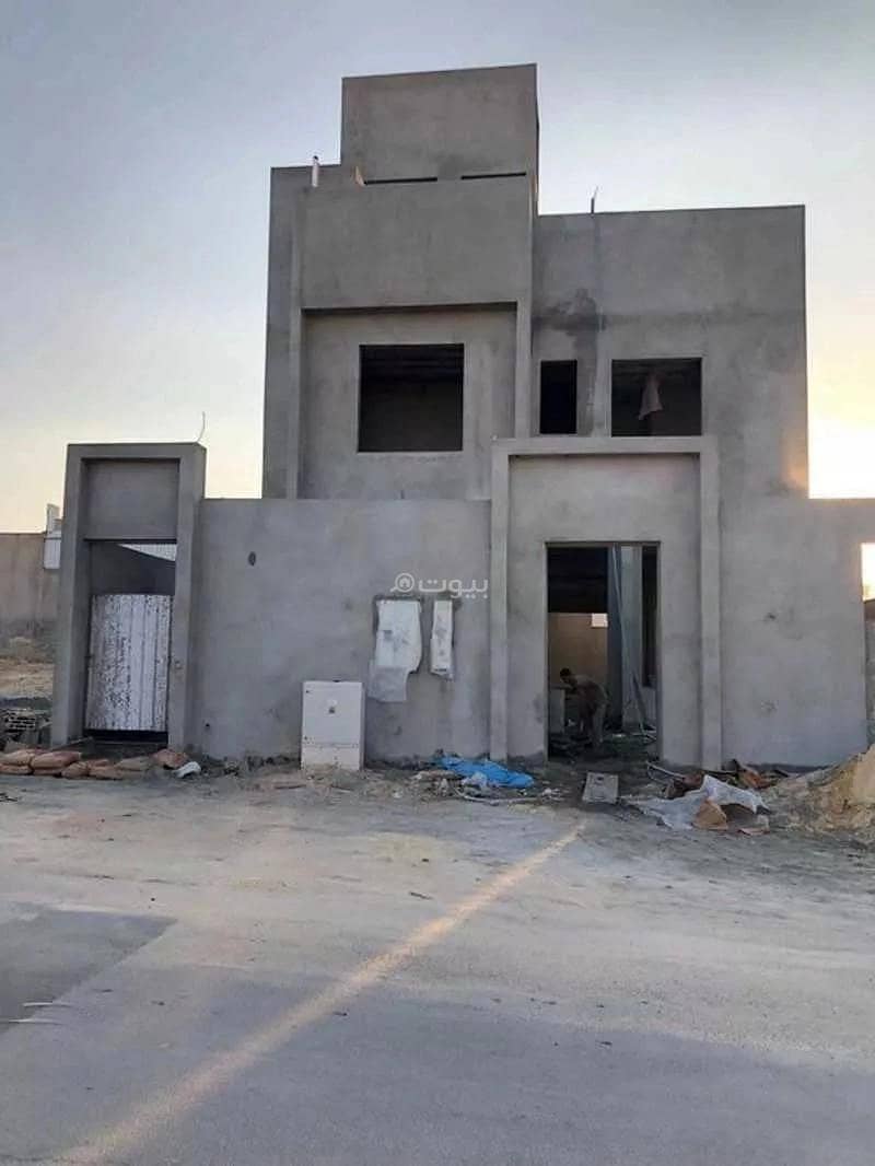 Villa For Sale in Dhahrat Laban, West Riyadh