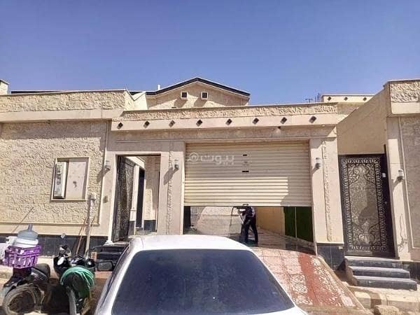 Villa for rent in Tuwaiq, west of Riyadh