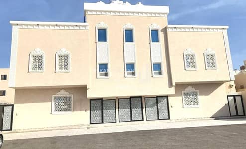 5 Bedroom Flat for Sale in Ishbiliyah, Al Jubail - Apartment - Al Jubail - Ashbiliyah neighborhood (Al Aziziyah)