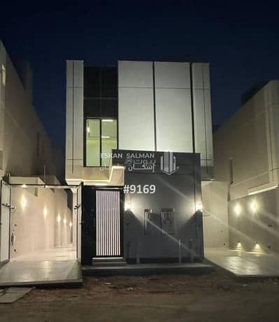 5 Bedroom Floor for Sale in East Riyadh, Riyadh - Role - Riyadh - Al Ramal