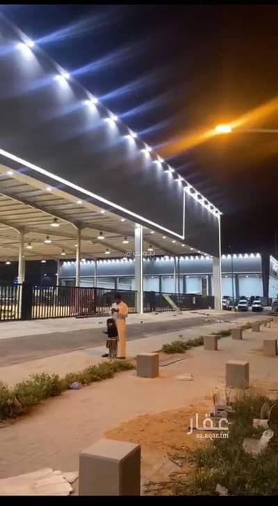 Exhibition Building for Rent in East Riyadh, Riyadh - Car showroom for rent in Al Qadisiyah, East Riyadh