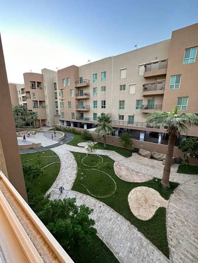 3 Bedroom Flat for Sale in North Riyadh, Riyadh - Luxury apartment for sale in Al Yasmin, North Riyadh