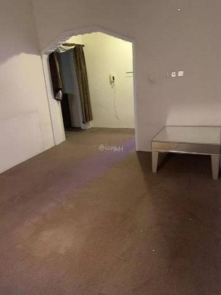 Apartment for Rent in Al Uraija Al Wusta, West Riyadh